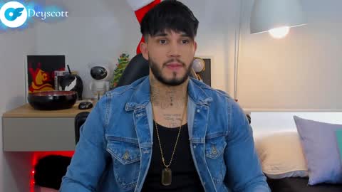 JULIAN online show from 3, 1, 2025