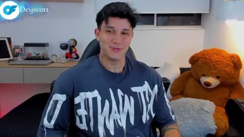 JULIAN online show from 30, 1, 2025