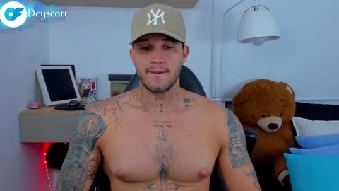 JULIAN online show from 25, 2, 2025