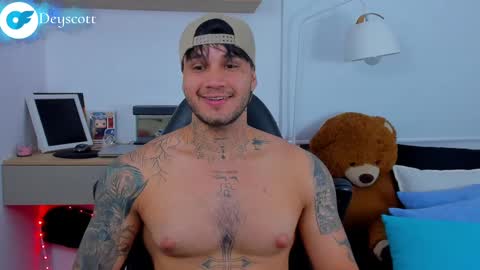 JULIAN online show from 25, 2, 2025