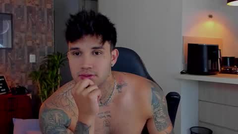 JULIAN online show from 1, 12, 2025