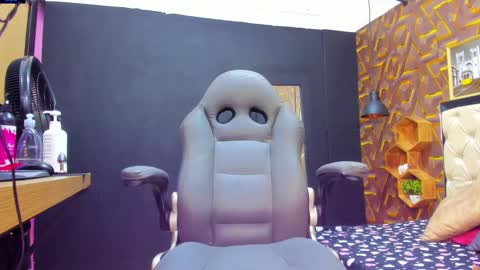 Snapshot of deyy_madisson chatting on 23, 1, 2025 Madisson online show from 23, 1, 2025