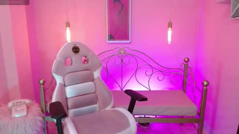 Dhalton online show from 7, 2, 2026