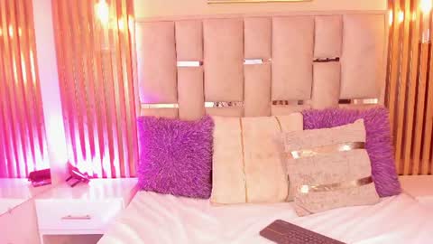 Snapshot of dharacandy_ chatting on 5, 7, 2026 DHARA online show from 5, 7, 2026