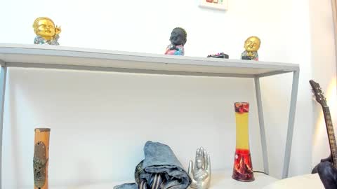   online show from 10, 1, 2026