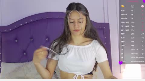 Camila and Megan online show from 19, 3, 2026