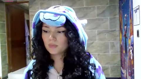 DiamondCurls online show from 23, 7, 2026