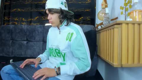 diamond_twink online show from 18, 2, 2026