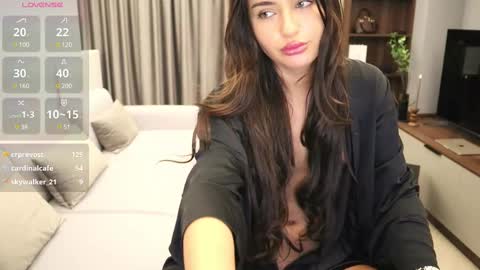 Iris online show from 6, 3, 2025