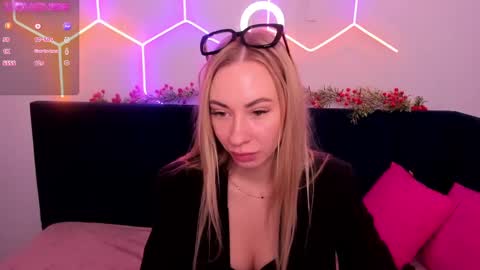 Snapshot of diana_garrett chatting on 13, 1, 2025 Diana online show from 13, 1, 2025