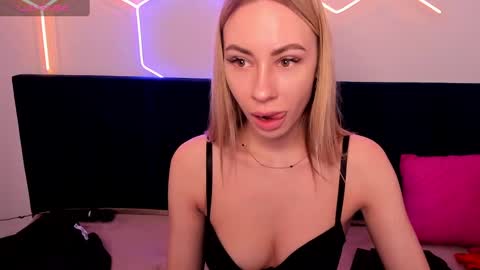 Snapshot of diana_garrett chatting on 15, 2, 2025 Diana online show from 15, 2, 2025