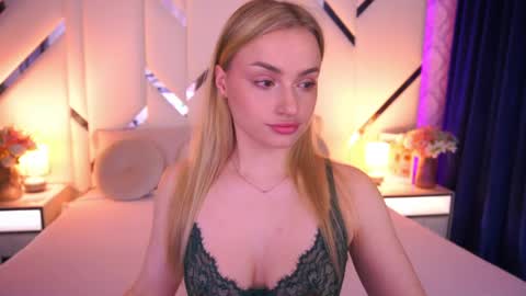 Snapshot of diana_nova chatting on 25, 5, 2026 diana_nova online show from 25, 5, 2026