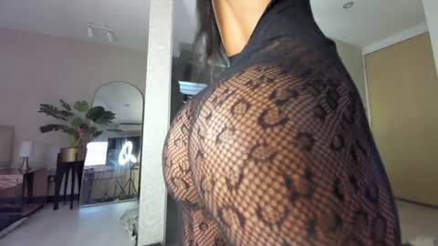 dianac1998 online show from 5, 5, 2026
