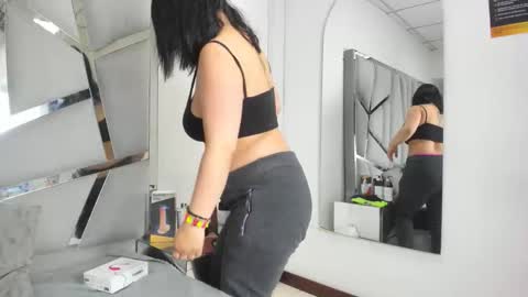Snapshot of dianarous chatting on 7, 10, 2025 dianarous online show from 7, 10, 2025
