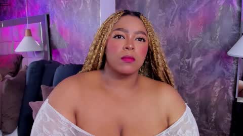 Snapshot of diane_melo chatting on 18, 11, 2025 DIANE online show from 18, 11, 2025