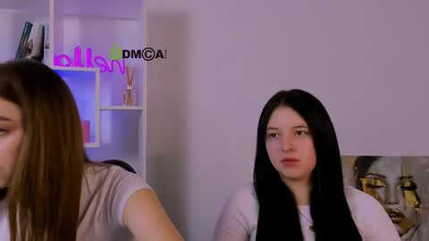 Snapshot of diara_ti chatting on 4, 12, 2025 diara ti online show from 4, 12, 2025