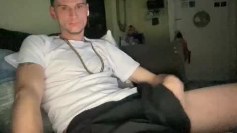 Snapshot of dickabitchdown chatting on 20, 3, 2026 DickABitchDown Alexys real spanishmami online show from 20, 3, 2026