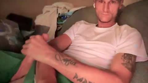Snapshot of dickabitchdown chatting on 23, 6, 2026 DickABitchDown Alexys real spanishmami online show from 23, 6, 2026