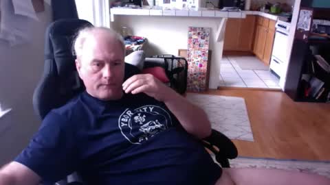 Snapshot of dickflasher5 chatting on 3, 4, 2026 Richard Fleischer online show from 3, 4, 2026