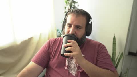 Snapshot of dicristalino chatting on 10, 12, 2024 Cristian Dipolino online show from 10, 12, 2024