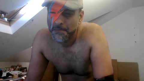diddlysquatter online show from 9, 10, 2025