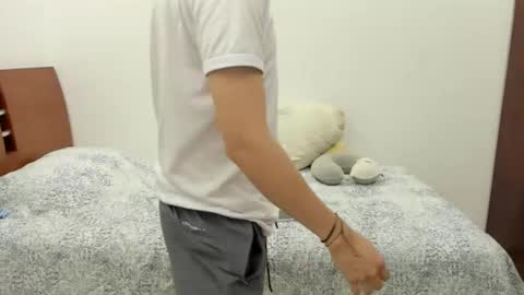 Diego At Home online show from 28, 4, 2026