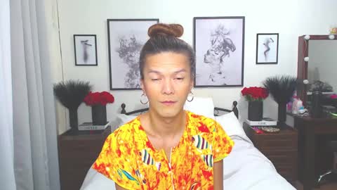 Dennesse online show from 9, 3, 2025