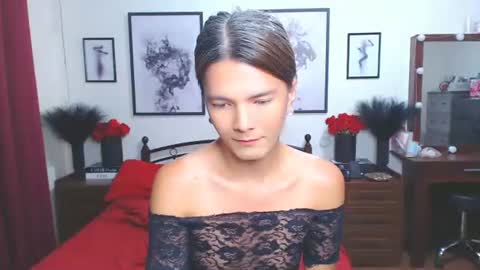 Dennesse online show from 12, 10, 2025