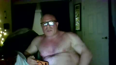 Snapshot of diesel21803 chatting on 4, 7, 2026 SoDirtyNLove online show from 4, 7, 2026