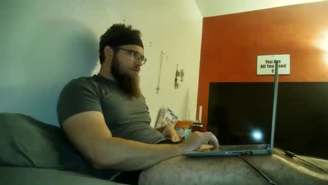 Daddy online show from 2, 12, 2024