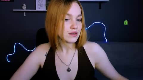 Snapshot of dilara_sunny chatting on 4, 10, 2025 dilara_sunny online show from 4, 10, 2025