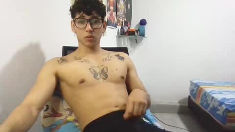 Snapshot of dillom420 chatting on 22, 2, 2025 dillom420 online show from 22, 2, 2025