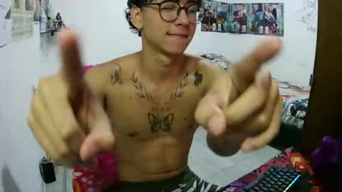 Snapshot of dillom420 chatting on 5, 1, 2026 dillom420 online show from 5, 1, 2026