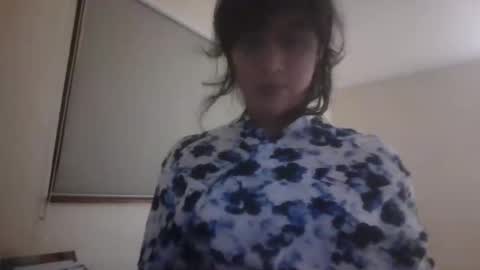 Roxxie Cleopatra online show from 15, 9, 2025