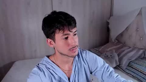 Snapshot of dimitri_targaryen chatting on 21, 10, 2025 Fabian online show from 21, 10, 2025