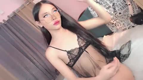 Snapshot of dimple_ash60 chatting on 13, 10, 2025 dimple_ash60 online show from 13, 10, 2025