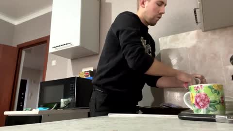 Snapshot of dimyanworld000 chatting on 4, 1, 2025 D V online show from 4, 1, 2025