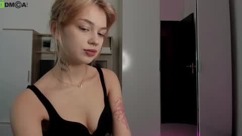 Snapshot of din_star chatting on 21, 10, 2025 Dina online show from 21, 10, 2025