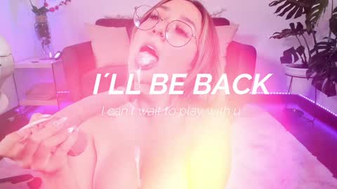 Snapshot of dina_ride chatting on 23, 12, 2024 online show from 23, 12, 2024