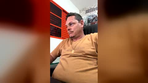 Snapshot of diogominer2 chatting on 3, 12, 2025 diogominer2 online show from 3, 12, 2025