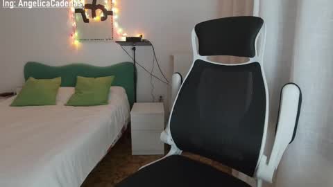 Anglica A online show from 7, 12, 2024