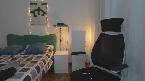 Anglica A online show from 26, 1, 2025