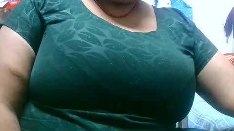 Snapshot of dipa2345 chatting on 15, 12, 2025 dipa2345 online show from 15, 12, 2025