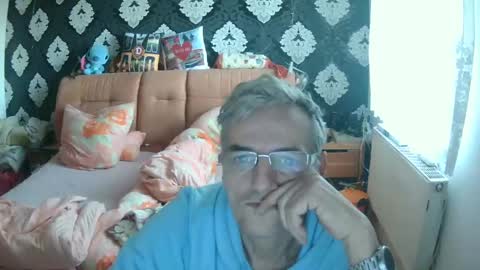 Snapshot of dirk6873 chatting on 27, 12, 2024 Adam Carla online show from 27, 12, 2024