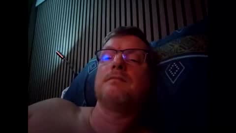 dirkkie1975 online show from 8, 3, 2026