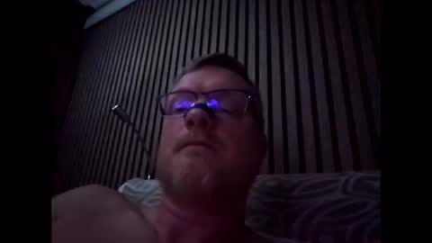 dirkkie1975 online show from 4, 4, 2026