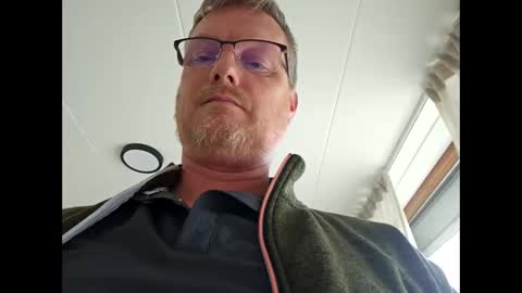 dirkkie1975 online show from 17, 4, 2026