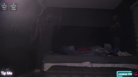 dirty_27cms online show from 10, 3, 2025