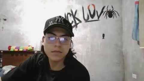 dirty model online show from 5, 4, 2026