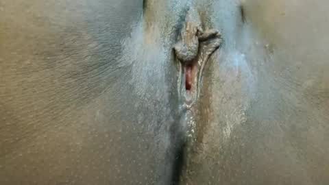 Snapshot of dirty_slutts chatting on 14, 11, 2025 sisi and grovin online show from 14, 11, 2025